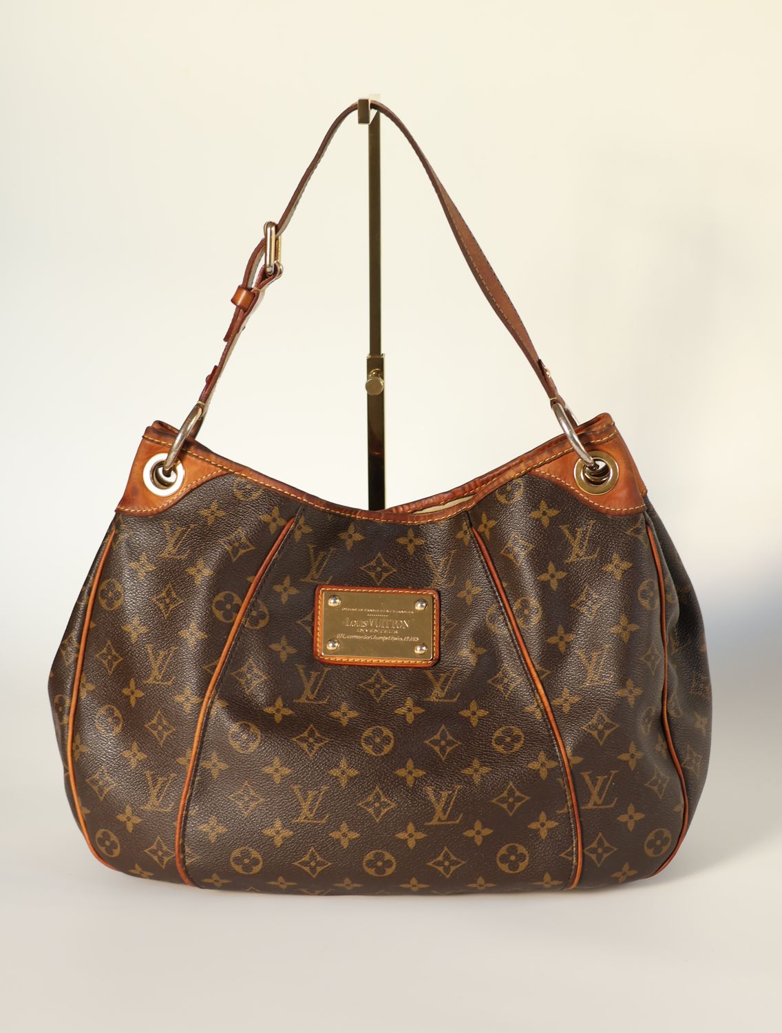Louis Vuitton Galliera MM Monogram Bag