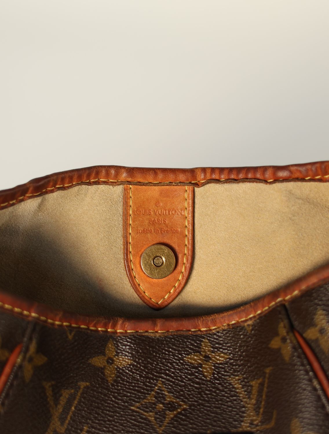Louis Vuitton Galliera MM Monogram Bag