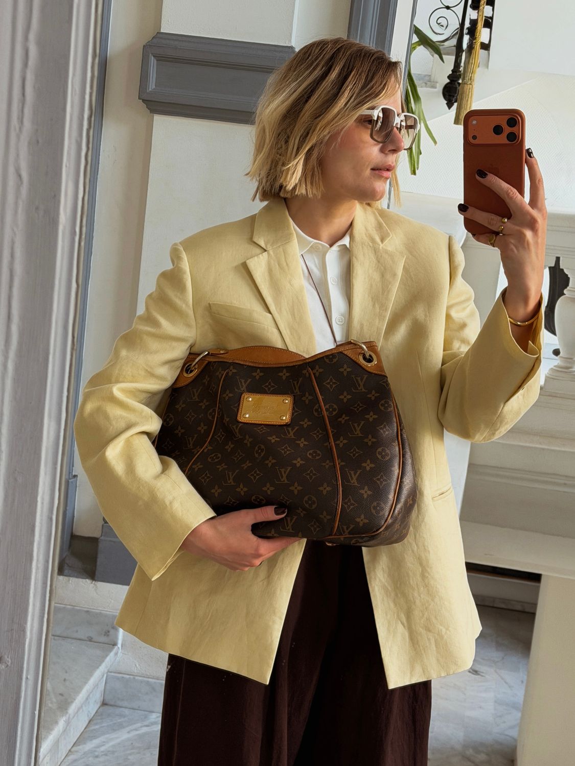 Louis Vuitton Galliera MM Monogram Bag