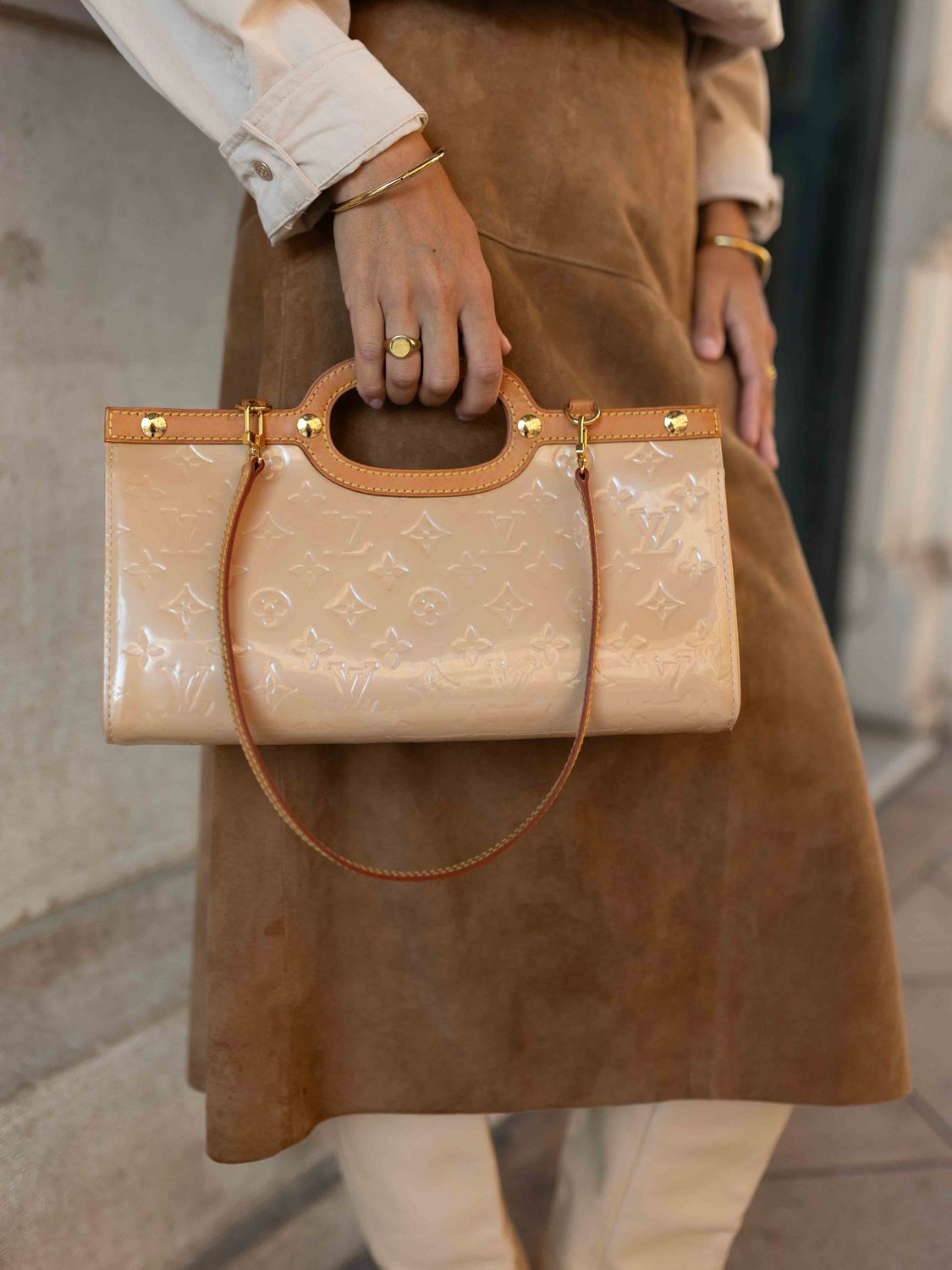 Louis Vuitton Roxbury Beige Bag