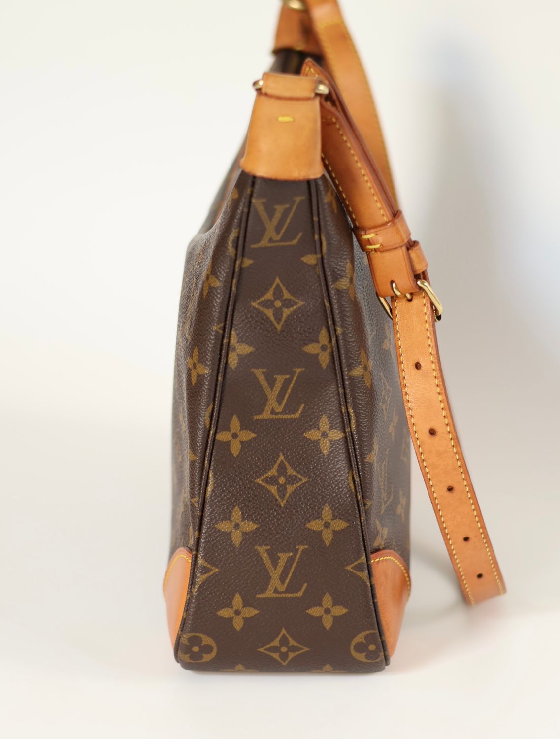 Louis Vuitton Boulogne MM Bag