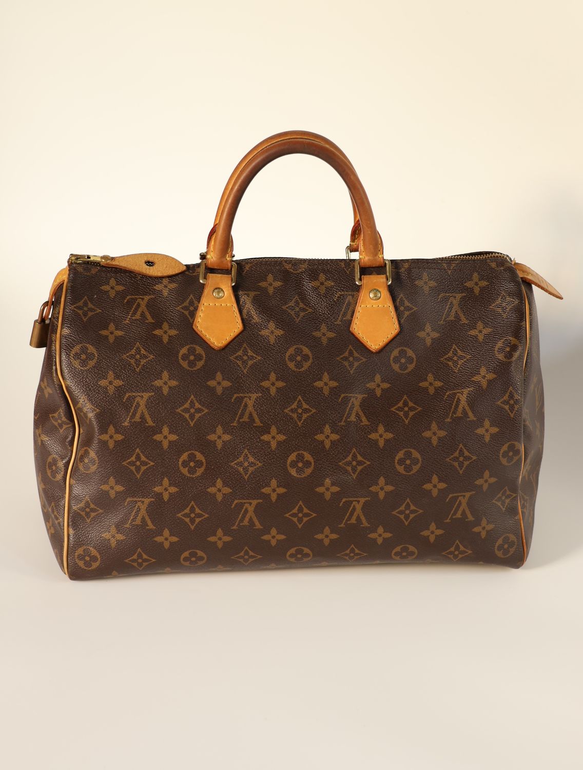Louis Vuitton Speedy 35 Bag