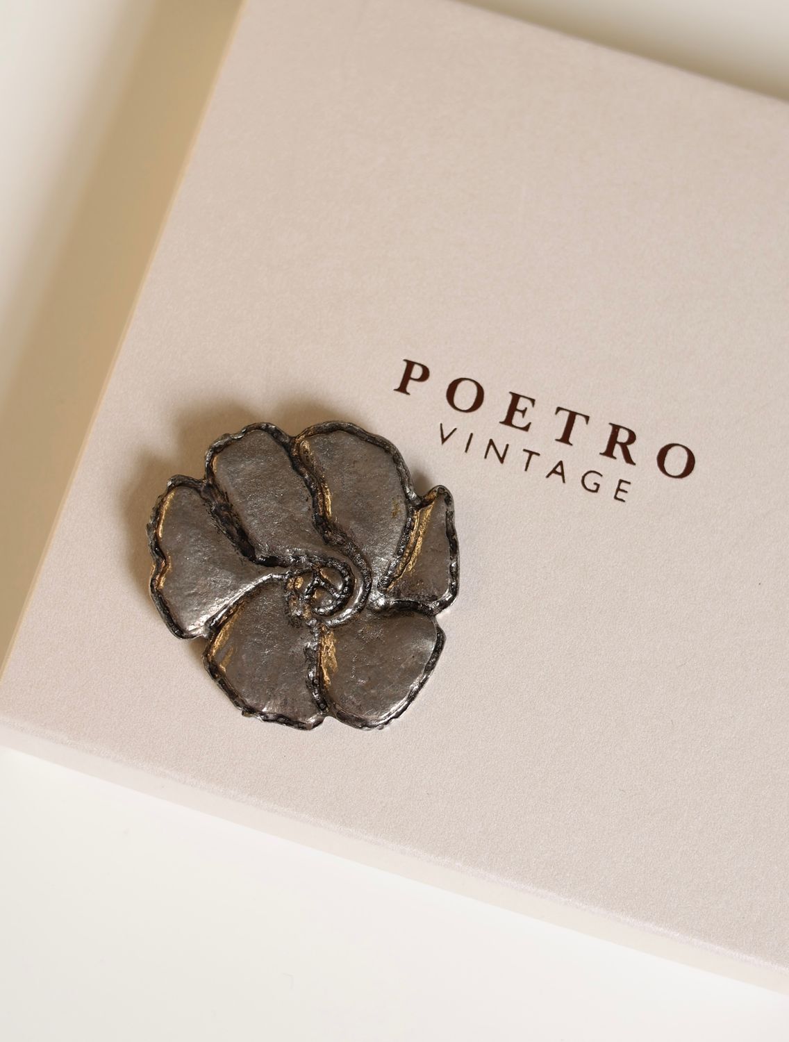 Cacharel Floral Brooch
