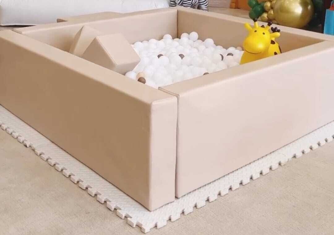 Light Brown Ball pit 6x6ft
