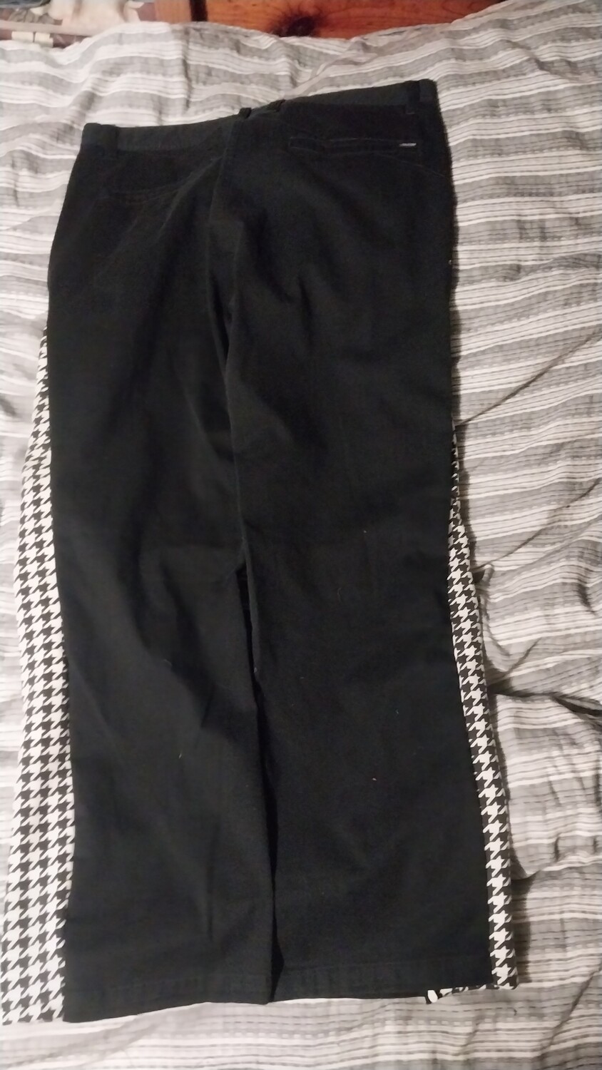 Flared volcom chinos