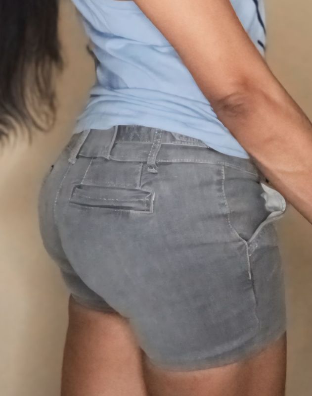 HIGHT WAISTED SIDE BELT DENIM SHORT
