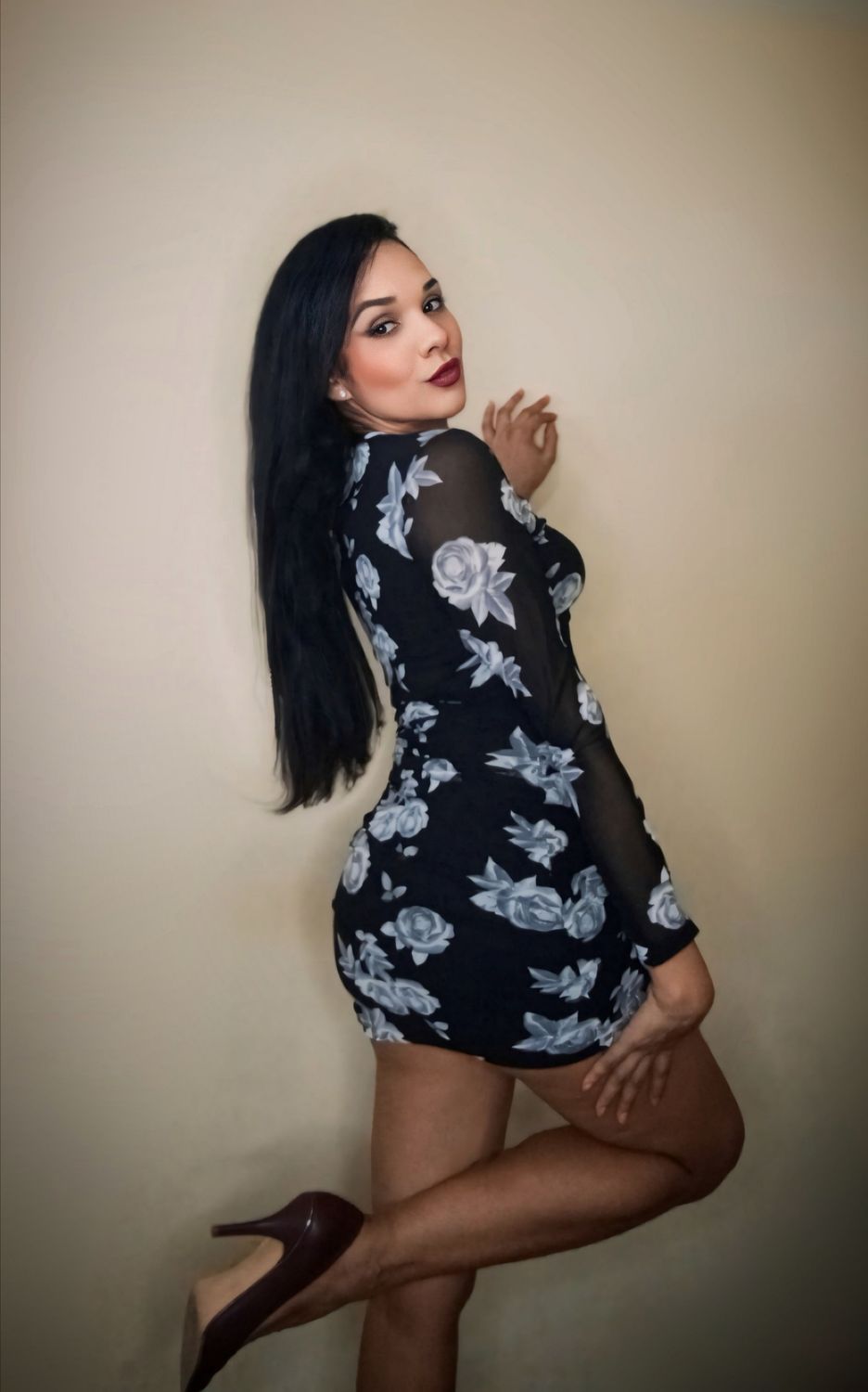 LONG SLEEVE FLOWER MINI DRESS