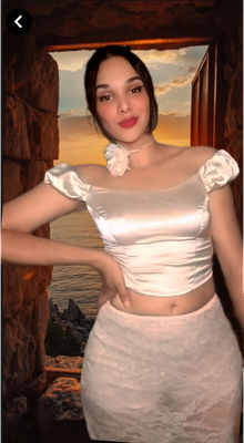 THE PEAR GLOW CROP TOP
