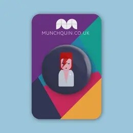 DAVID BOWIE ALADIN BADGE