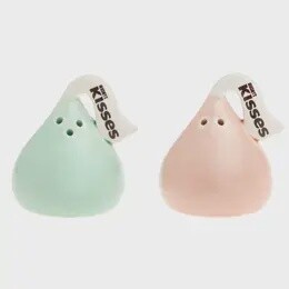 HERSHEY KISSES SALT AND PEPPER