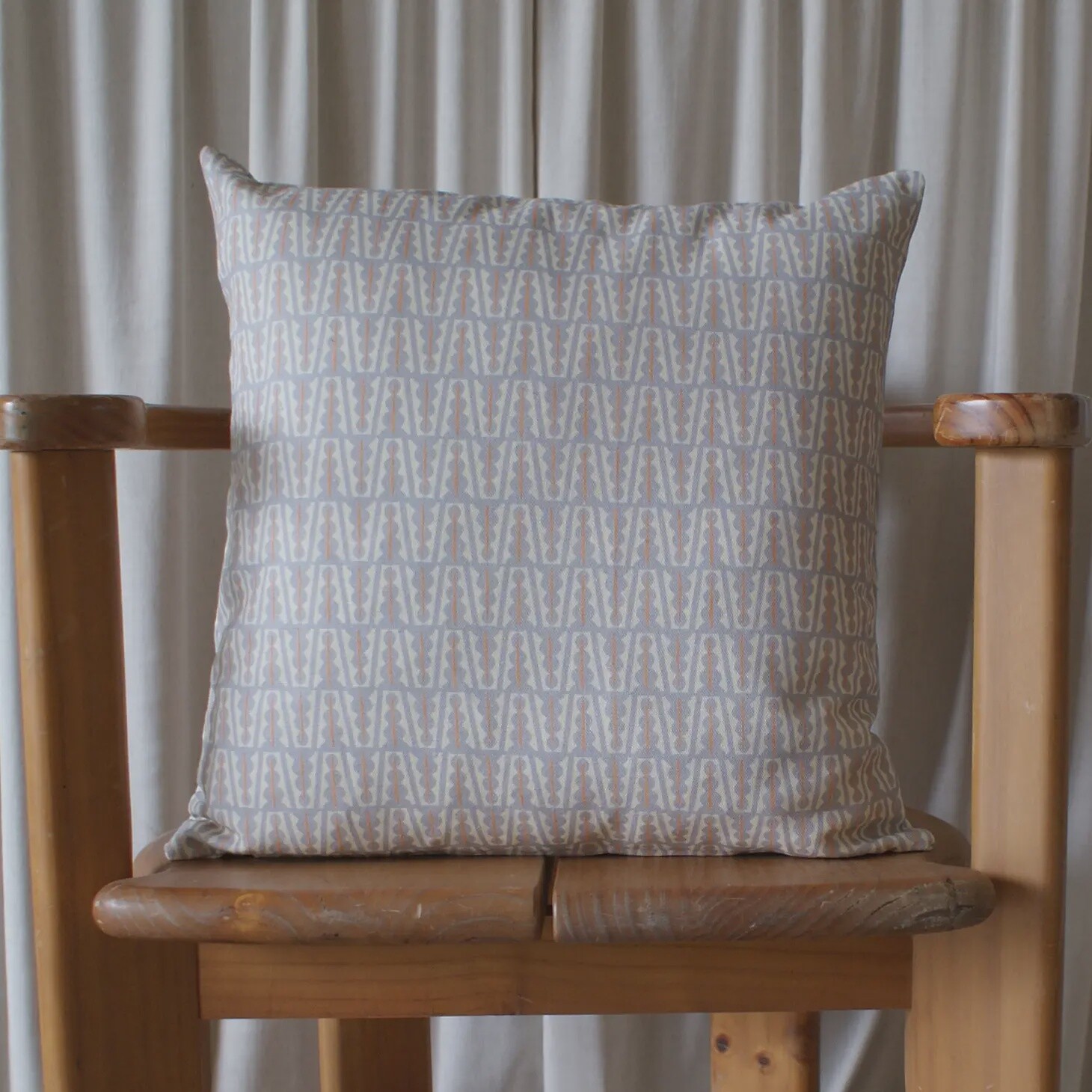 SILVER GREY WOOLSTHORPE CUSHION COVER