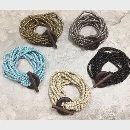 WOODEN CLASP BEADED BRACELET