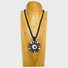 INLAID ABALONE CIRCLE NECKLACE