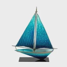 ART METAL BLUE YACHT ON STAND 26CM