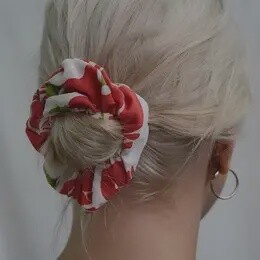 RAYON HAIR SCRUNCHIES ASST