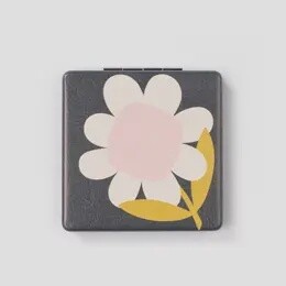 FLOWER POCKET SQUARE MIRROR