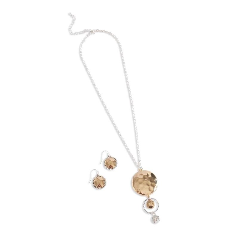 HAMMERED GOLD DISK NECKLACE