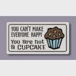 CUPCAKE MAGNET