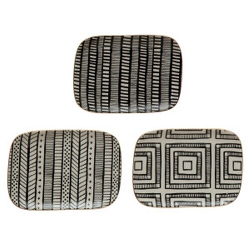 BLACK AND WHITE PLATE  GOLD ELECTROPLATE 7.5"X5.5"
