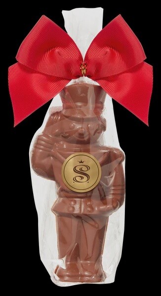 MILK CHOCOLATE NUTCRACKER