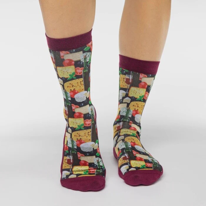 WOMENS SOCKS WINE AND CHEESE