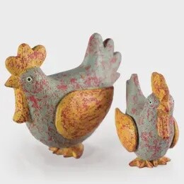 WOODEN LITTLE RED HEN