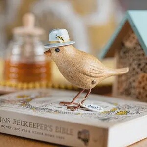 GARDEN BIRD