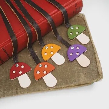 MUSHROOM BOOKMARK