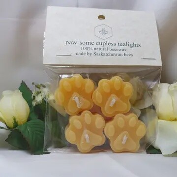 PAW SHAPED BEESWAX TEA LIGHTS PK OF 4