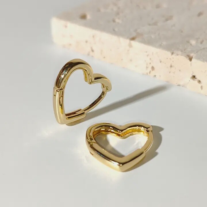 GOLD HEART HOOPS 18K PLATED