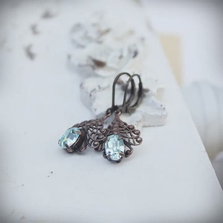 AQUA FILIGREE  CRYSTAL DROP