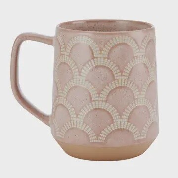 BLUSH SCALLOPED MUG