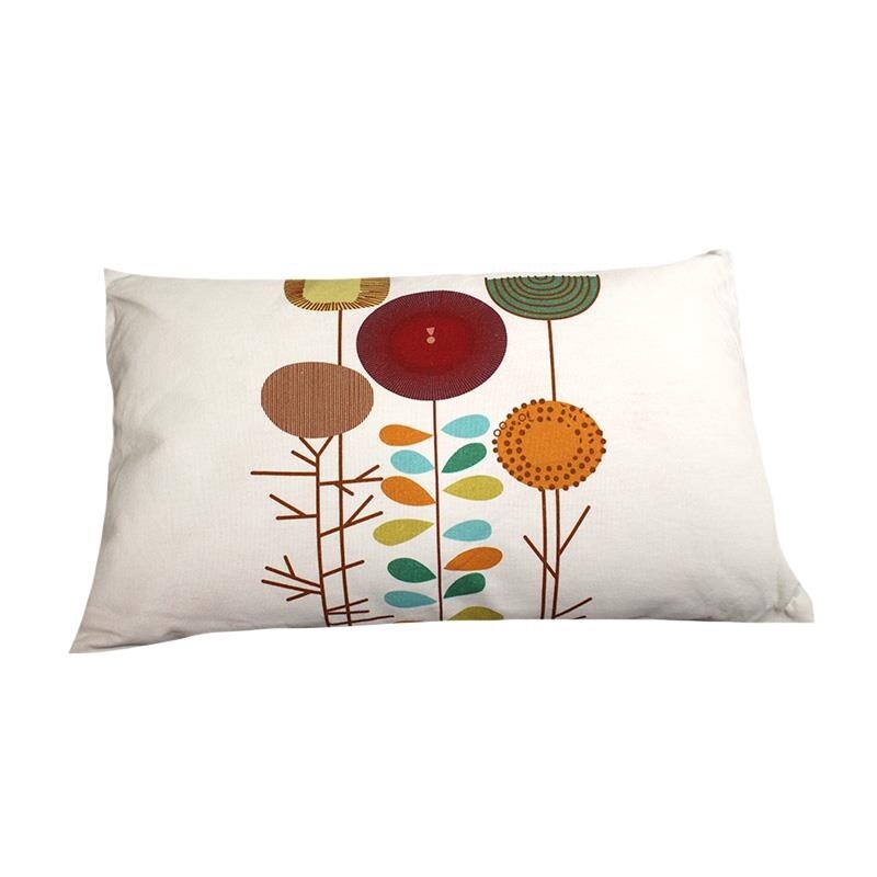 RETRO FLOWER PILLOW