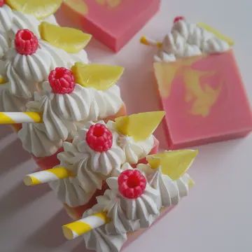 PINK LEMONADE SOAP