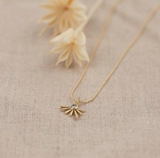 LIGHT BURST NECKLCE