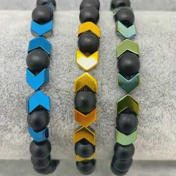 BEAD AND STEEL PULL BRACELET