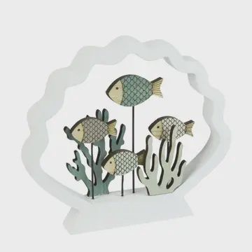 CORAL &amp; FISH IN SHELL FRAME
