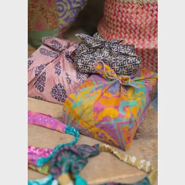 RECYCLED SARI GIFTWRAP