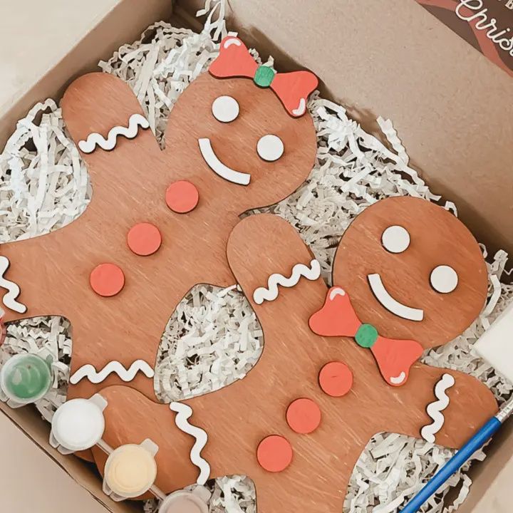 KIDS DIY PAINTABLE GINGERBREAD MAN