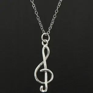 TREBLE CLEF NECKLACE SILVER