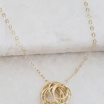 GOLD CLUSTER NECKLACE