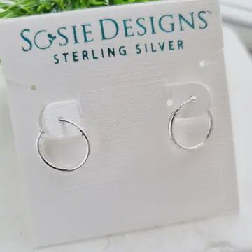 SMALL SILVER HOOPS