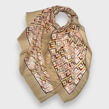 mAZE PRINT SCARF