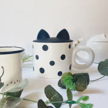 POLKA DOT MUG WITH SILICONE LID