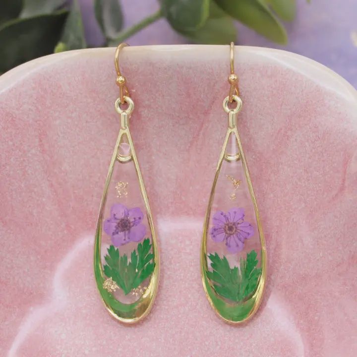 Cottage floral teardrop purple flower
