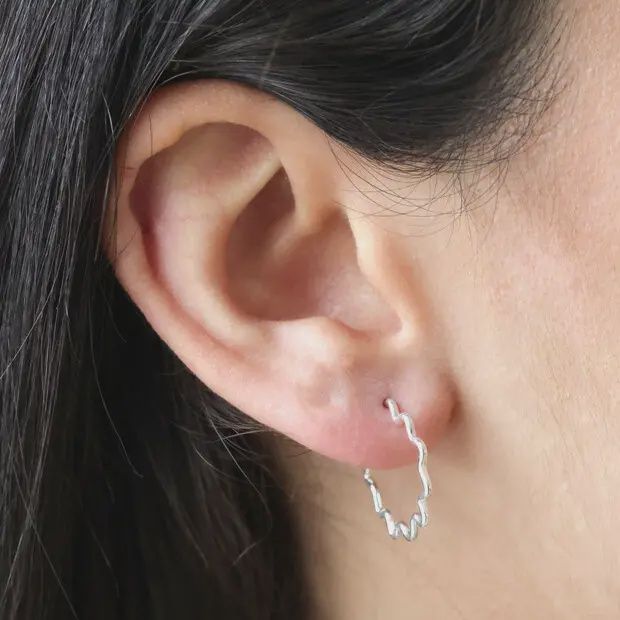 WAVY SILVER HOOPS