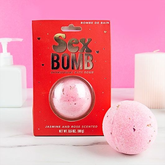 SEX BOMB