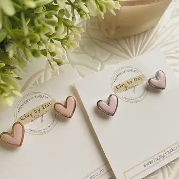 GOLD TRIMMED CLAY HEARTS