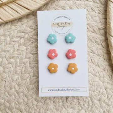 SPRING FLOWER STUD PACK OF 3