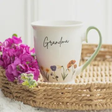GRANDMA WILFLOWER CERAMIC MUG